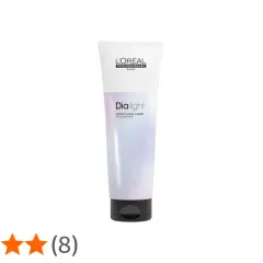 Tube de coloration L'Oréal Professionnel Dia light, pour une brillance acide sans ammoniaque.
