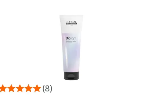 Tube de coloration L'Oréal Professionnel Dia light, pour une brillance acide sans ammoniaque.