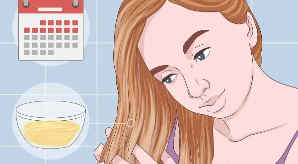 Une femme examine ses cheveux, une coupe de calendrier et un bol de liquide jaune suggèrent comment éclaircir cheveux brun.