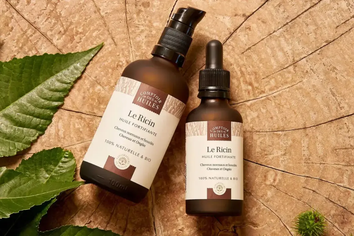Deux flacons d'huile de ricin, parfaits pour savoir comment l'utiliser pour fortifier cheveux et ongles. Naturelle et bio.