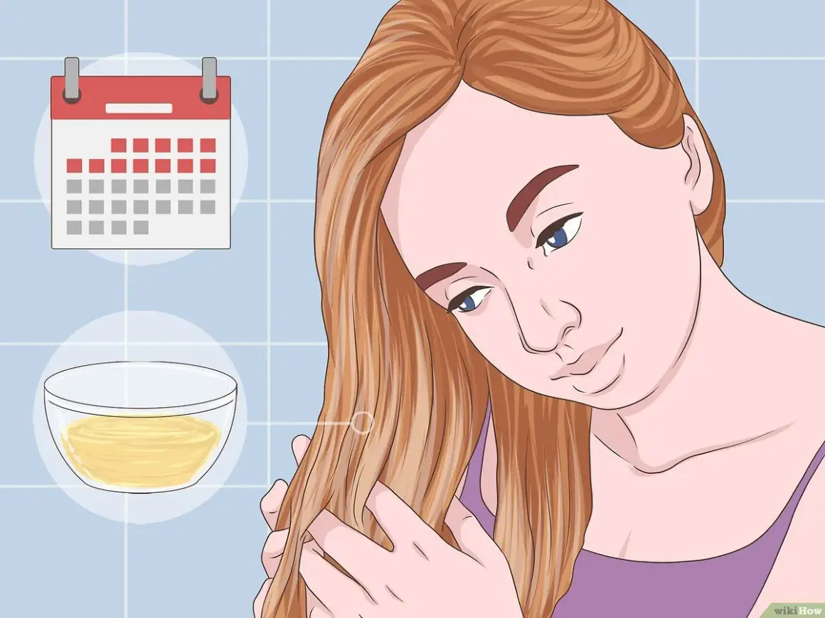 Une femme examine ses cheveux, une coupe de calendrier et un bol de liquide jaune suggèrent comment éclaircir cheveux brun.
