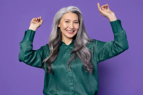 Quelle couleur de cheveux choisir à 65 ans ?